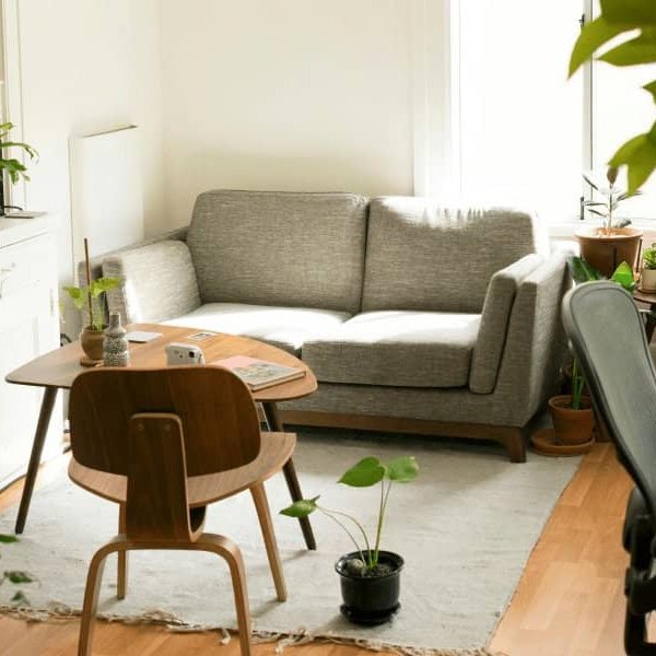 In-home estimates at Kimi's Carpets Plus | Your Local Flooring Store